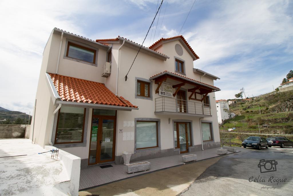 Casa Da Ribeirinha Hotel Сабугейро Екстериор снимка